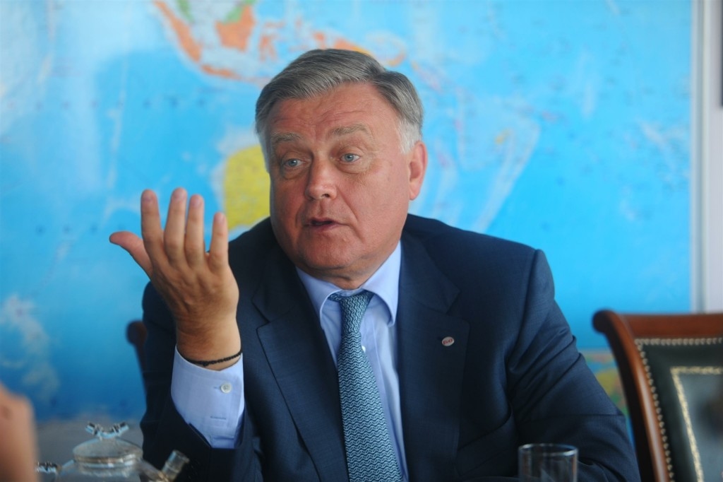Владимир Якунин помогает Бокареву-Махмудову не только с госзаказами, но и с лоббированием кремлевских интересов во Франции