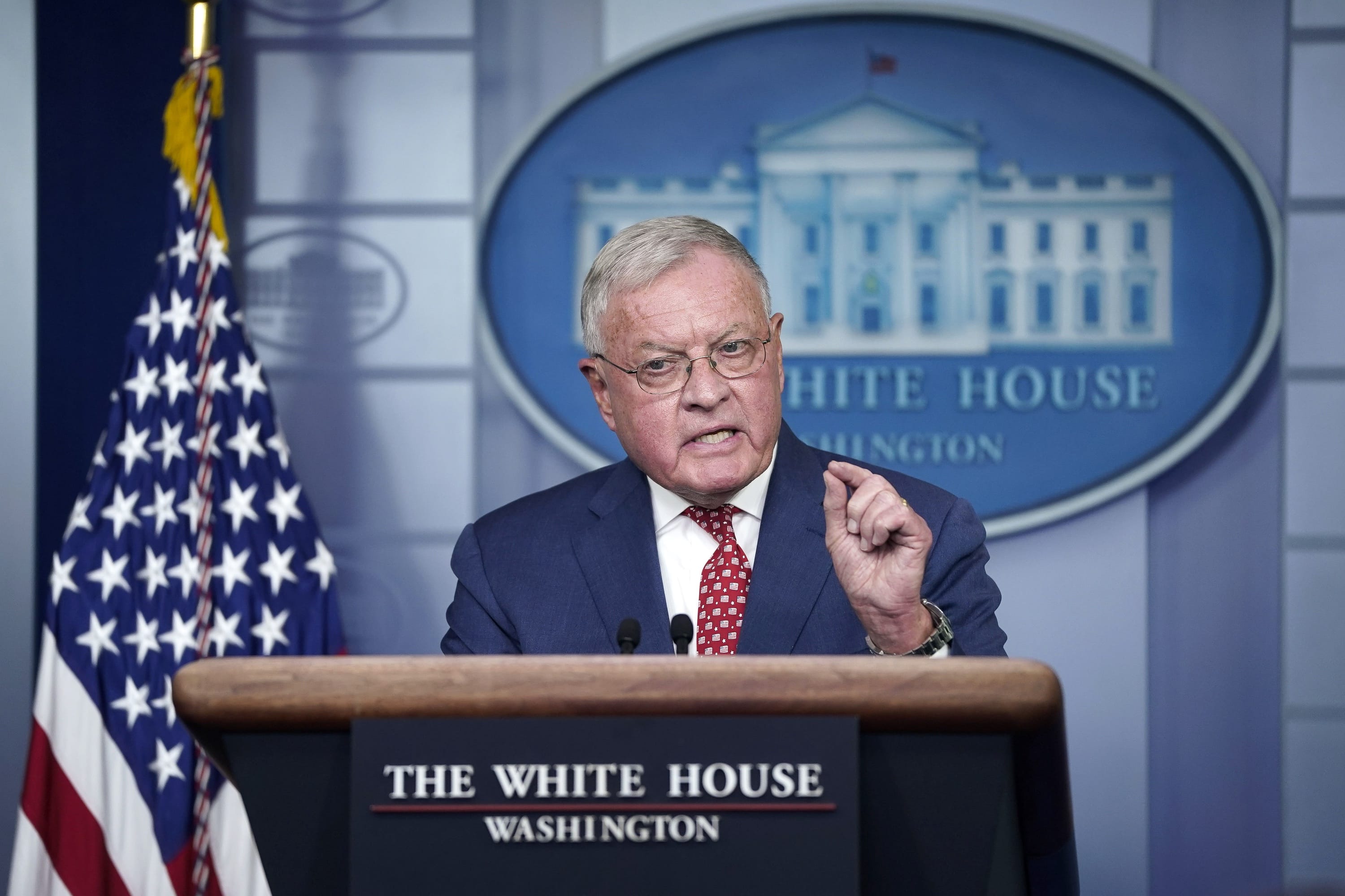 Приостановка военной помощи США должна «заставить Украину заняться переговорами» — спецпосланник Трампа Кит Келлог